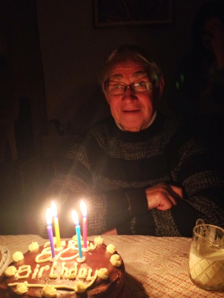 Happy days grandad with his birthday cake