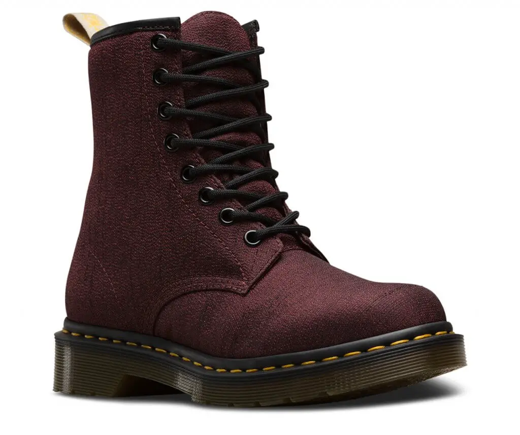 Winter boots cherry red lace up doc martens