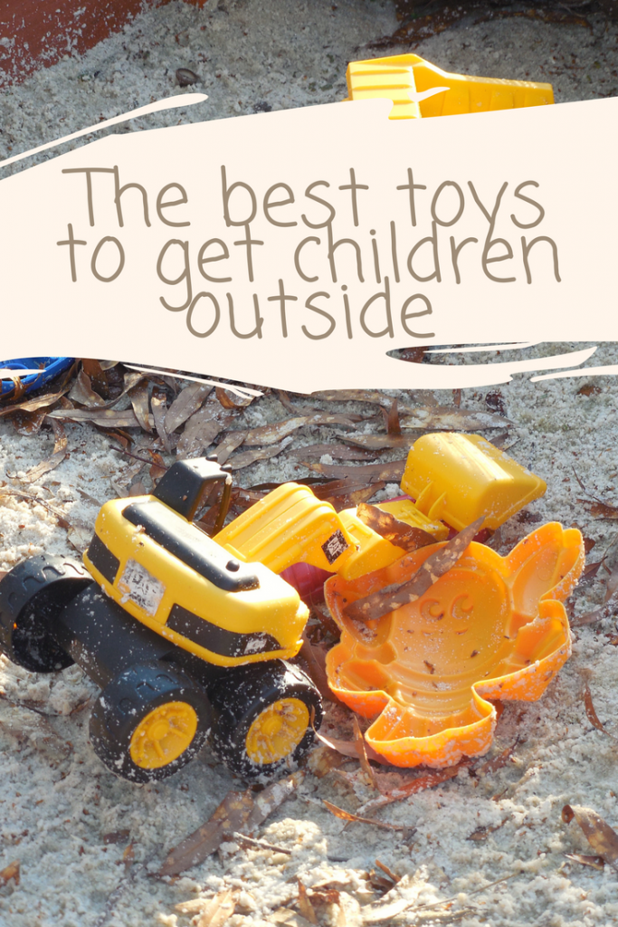 The best toys to get children playing outside #outdoorplay