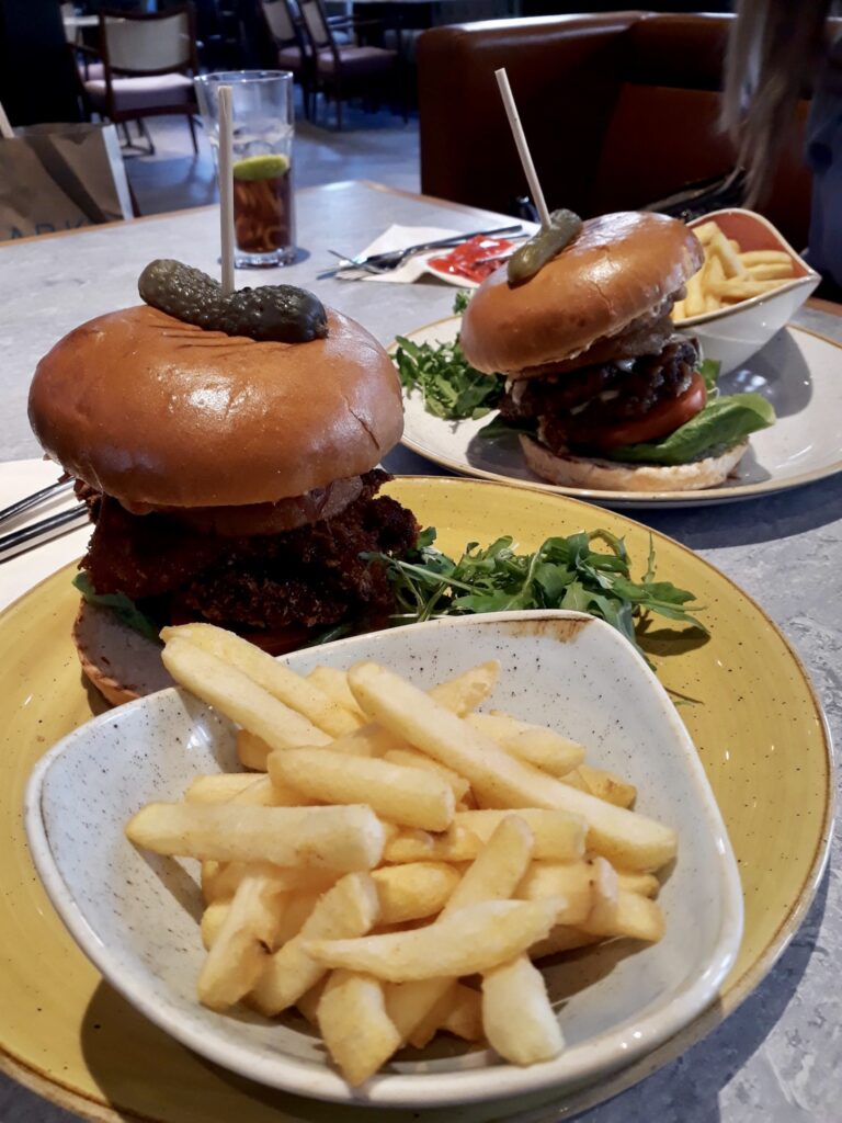 Burger and chips 