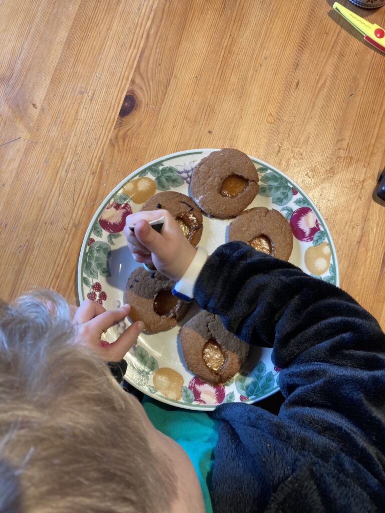 Lucas decorating cookies 
