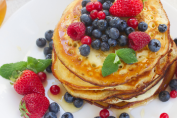 pancakes with fruit