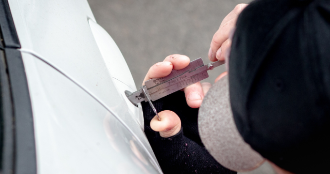 car locksmith